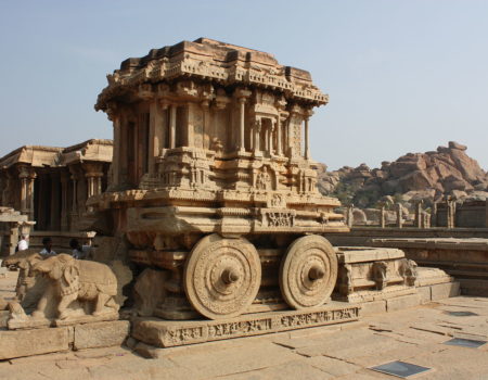 1280px-Hampi,_Vittala_Temple,_chariot_(6337304059)